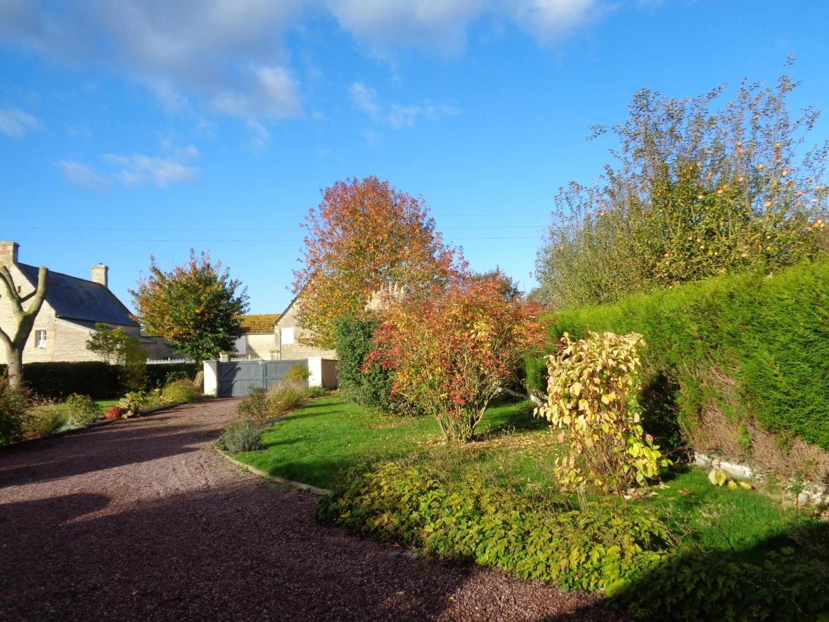 Normandie Cosy Apt Rdc Independant Bien Equipe Dans Maison Confortable Terrasse Grand Jardin Clos Sans Vis A Vis Entre Caen Et Bayeux, Proche Plages Du Debarquement Loucelles Exterior photo